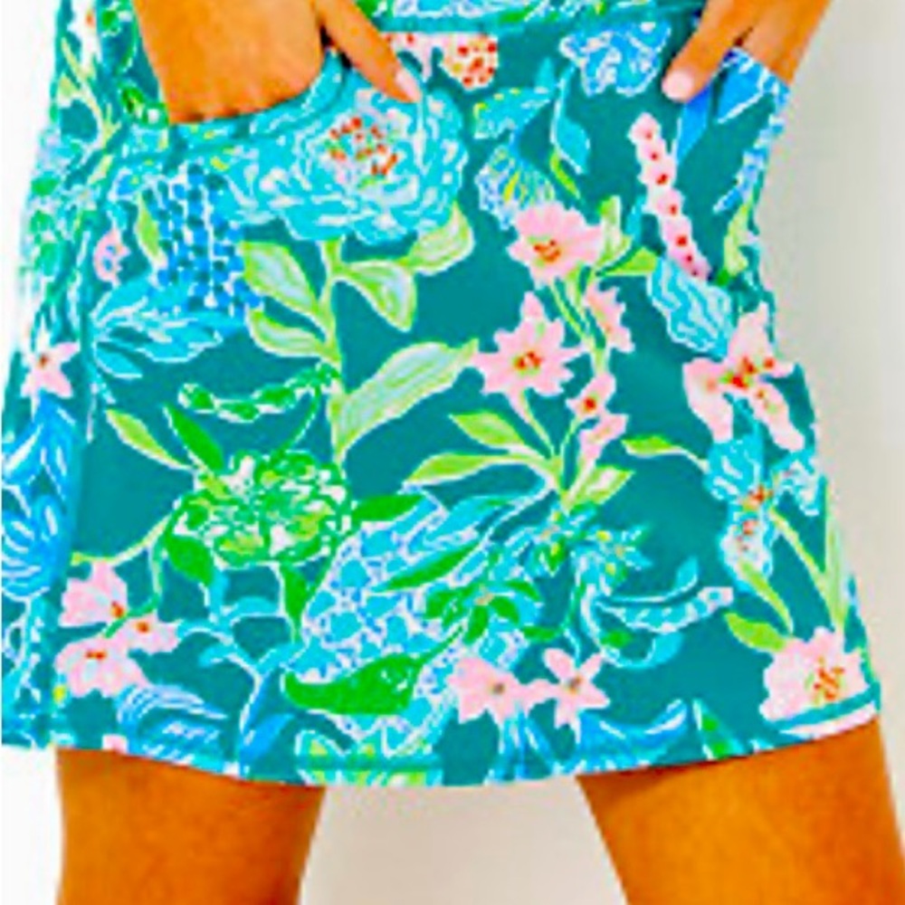 Lilly Pulitzer L skort with pockets